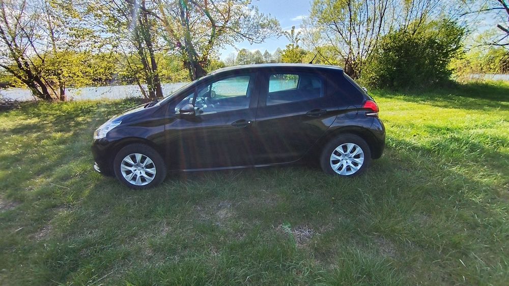 Peugeot 208 *Super Stan*