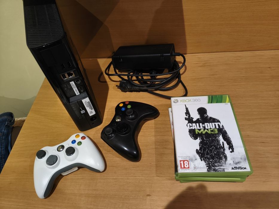 Xbox 360 super Slim