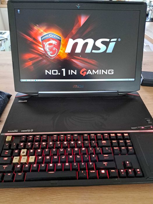 Kultowy laptop gamingowy | MSI GT80 Titan 2QE | Cherry MX |
