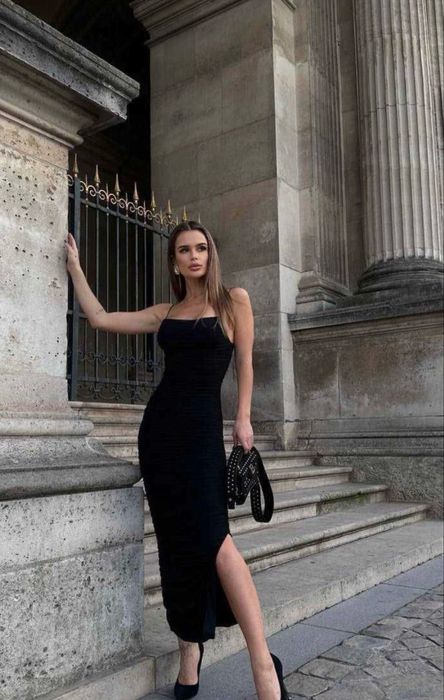 Сукня чорна ivina