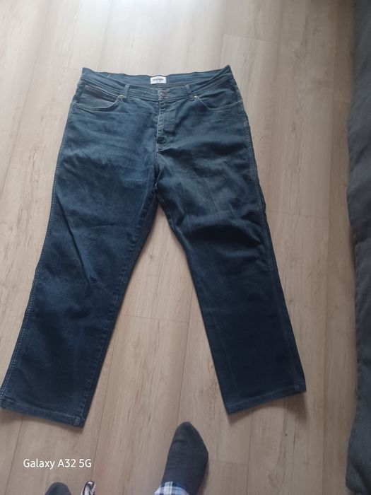 Wrangler meski pas do 100