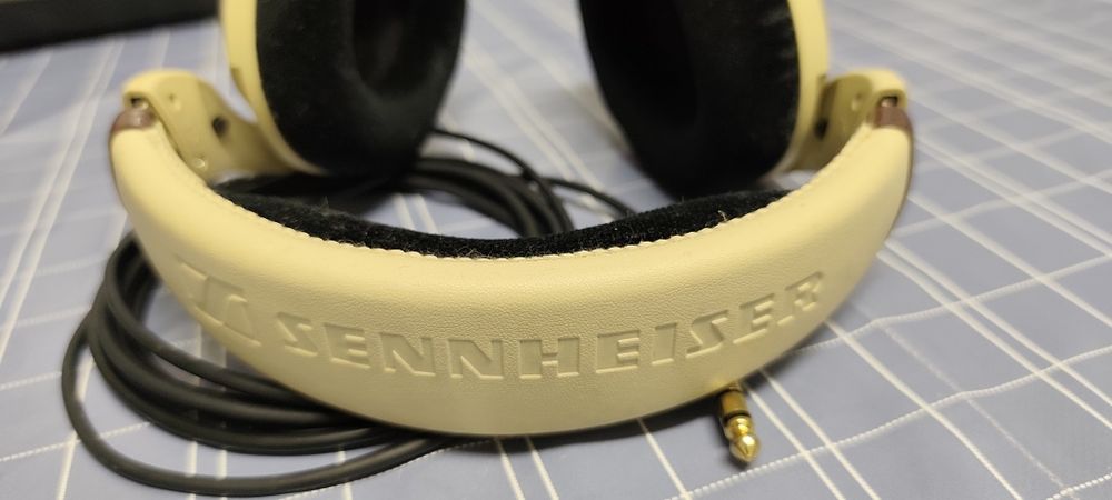 Phones Sennheiser
