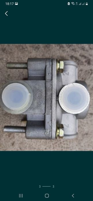 Клапан ускорительный для КамАЗ 100-3518010