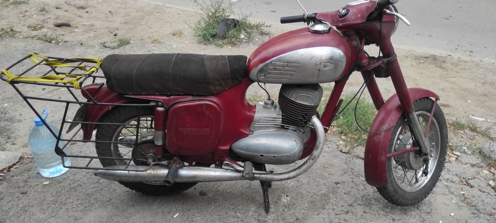Продам Яву старуху 250