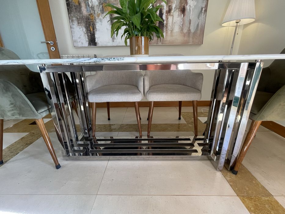 MESA DE MÁRMORE CALACATTA ORO ITALIANO – DESIGN SOFISTICADO!