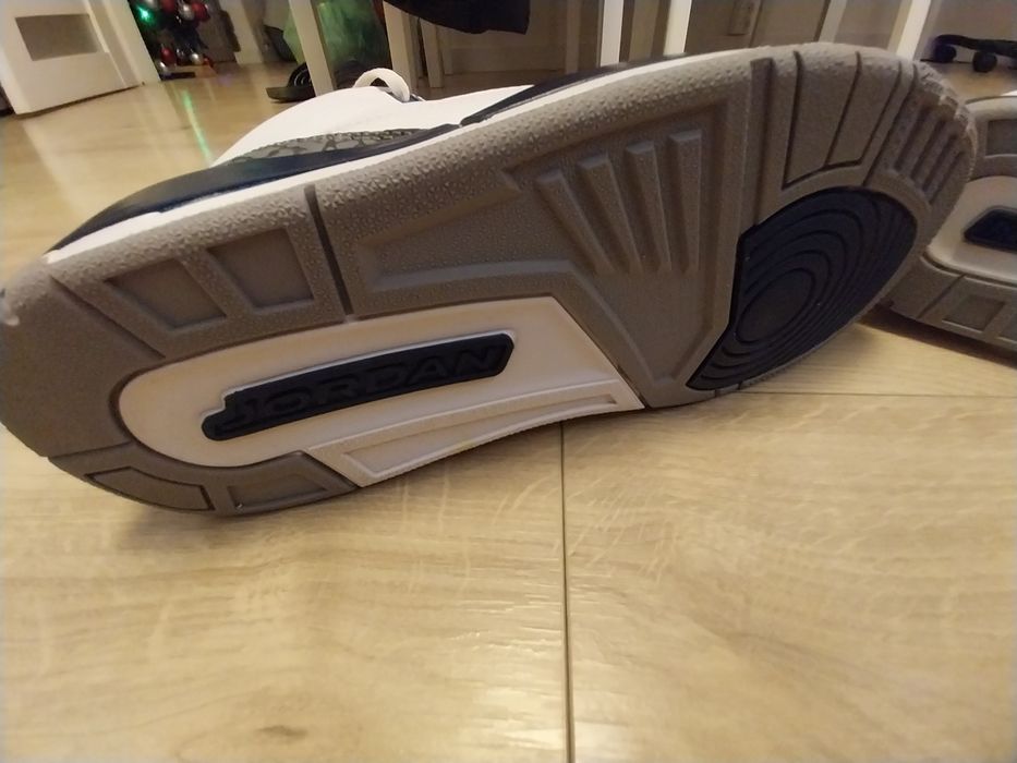 Air Jordan 3 Retro r 42.5