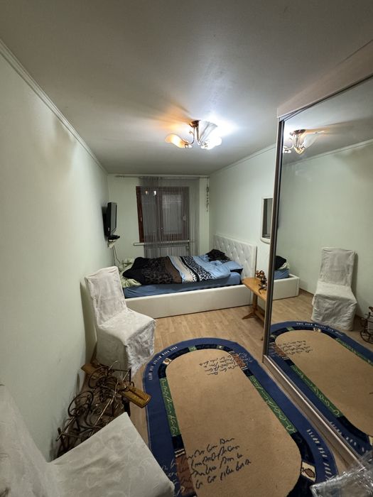 Здам трикімнатну квартиру в Центрі