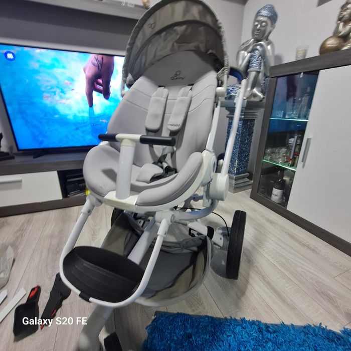 Carrinho Quinny cinzento