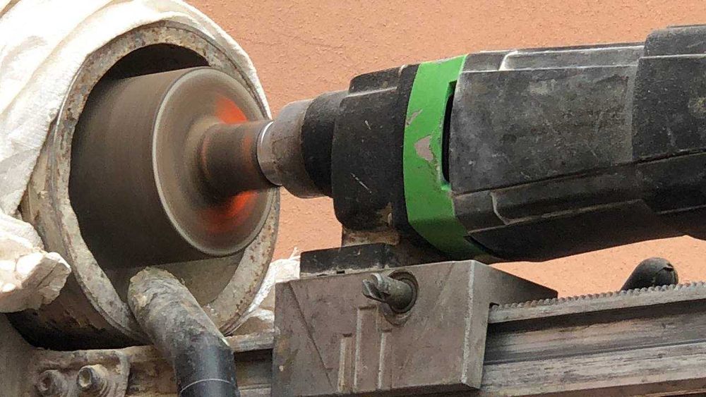 Сверление отверстий. Алмазная резка бетона. Бурение отверстий