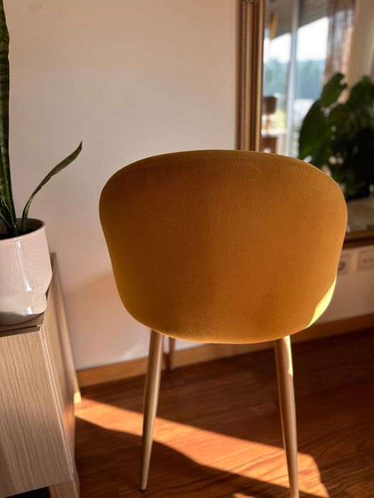 4 cadeiras Sklum amarelo veludo