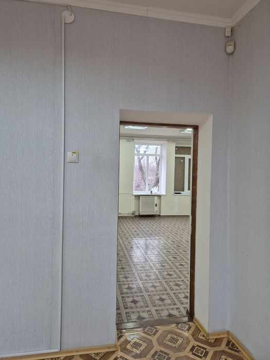 Продаю офісне приміщення, всі комунікації, центр