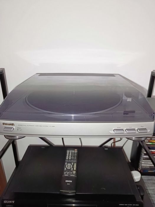 Gramofon Aiwa px-e860