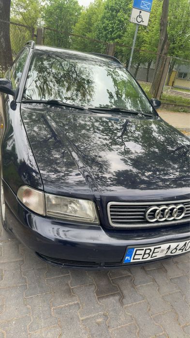 Samochód Audi a4 b5