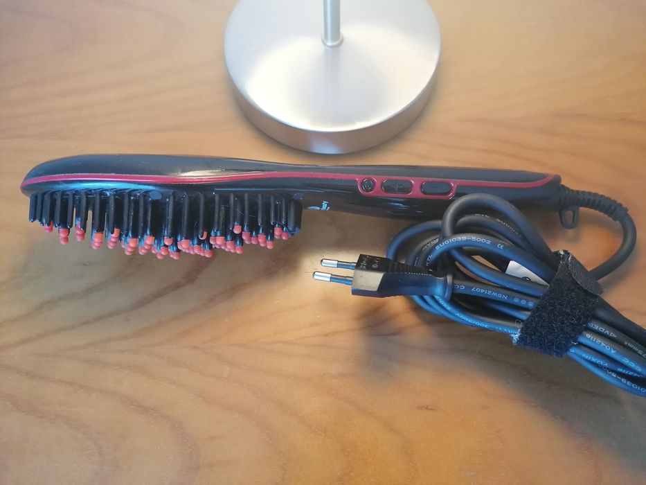 Escova cerâmica Striking Black