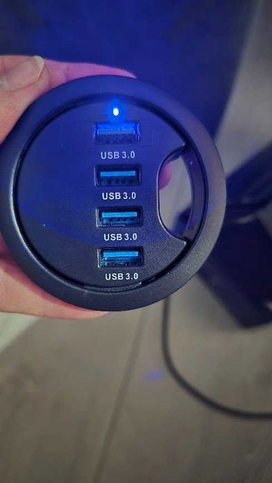 IcyBox Koncentrator biurkowy Hub 4xUSB 3.0 do biurka kabel 120 cm