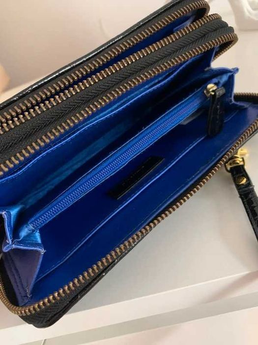 Torebka lub portfel Clarks wzór skóra krokodyla czarna