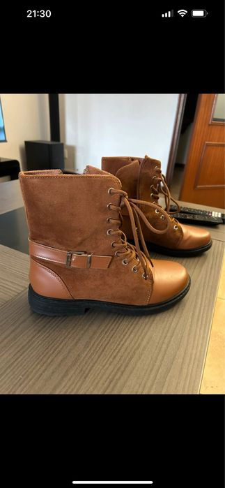 Taupe-colored ankle boots, size 39