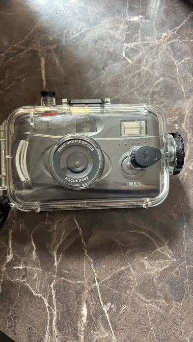 підводна плівкова камера Snap Sights.