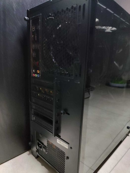 Gaming PC Ryzen 7 2700x RXT 2080