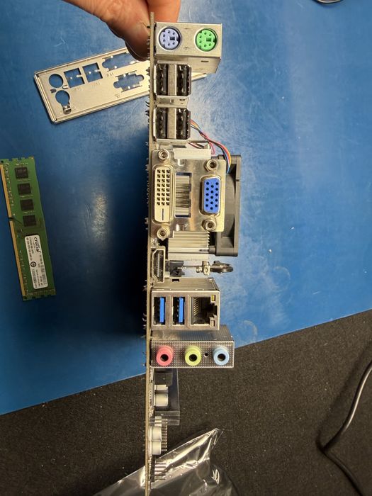 Płyta główna MSI A88XM-E35  + AMD A8-6600K + 8GB Ram