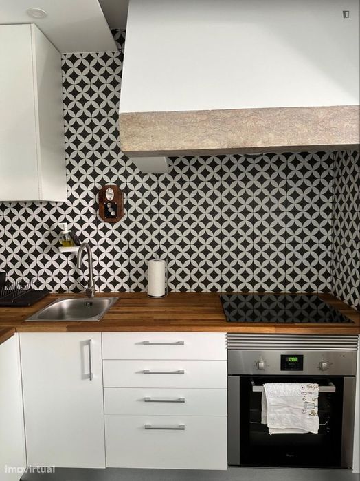 Apartamento com 1 quartos - localizado em Campolide Lisbon