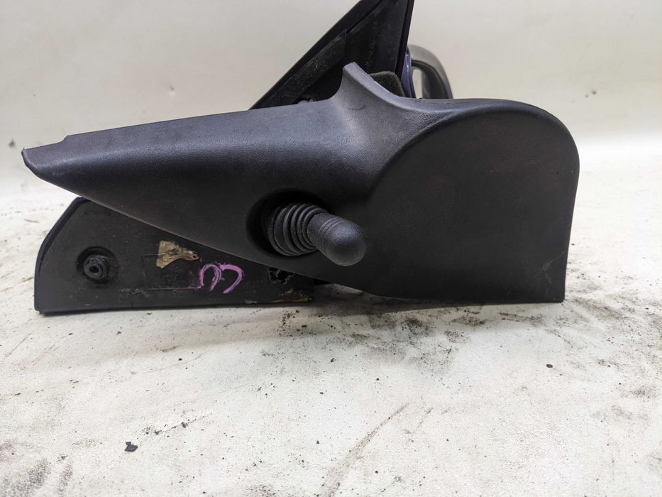 Opel Corsa B Lusterko Prawe Manualne