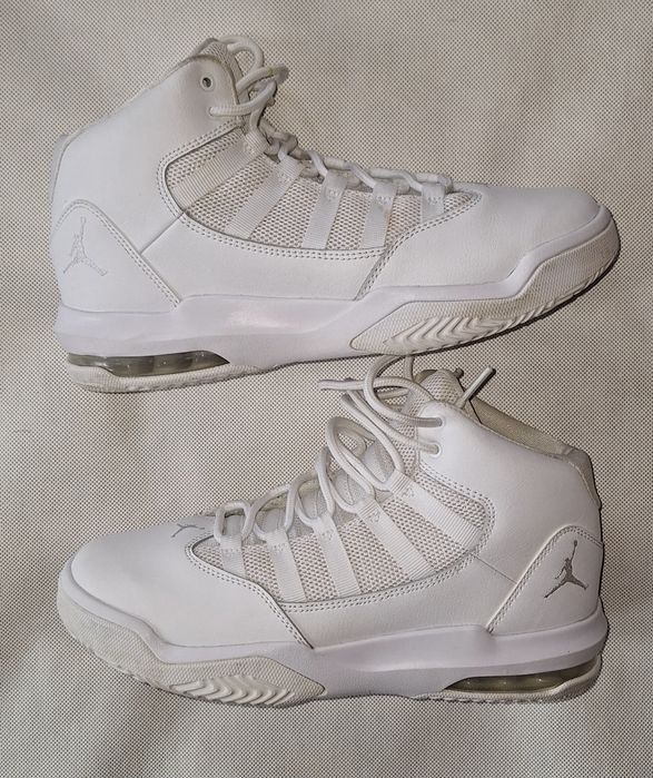 Nike Jordan Max AURA 3