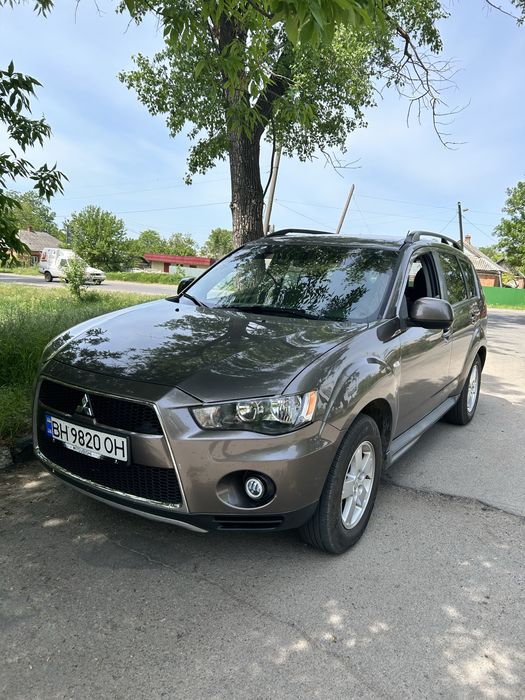 Продаю машину у відміному стані