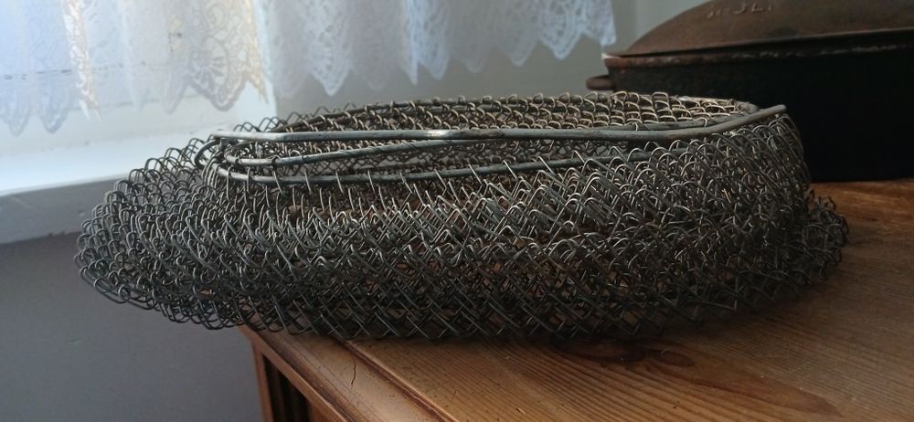 Stara siatka wędkarska,  2szt. Metalowa, nec, koszyk na ryby