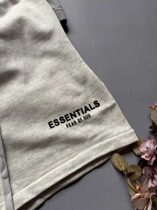 Шорти Essentials