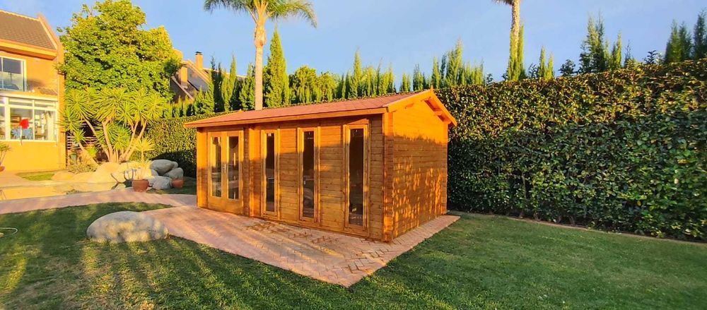 Cabana modular de madeira, escritório Exterior de 17,2 m2