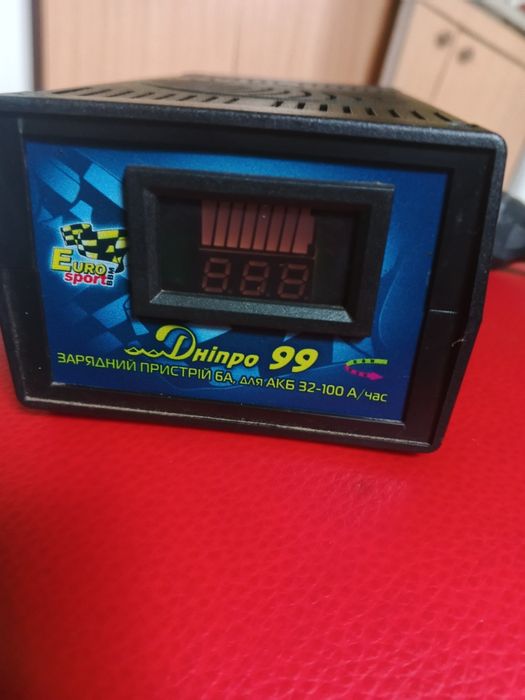 Зарядное устройство 12 в