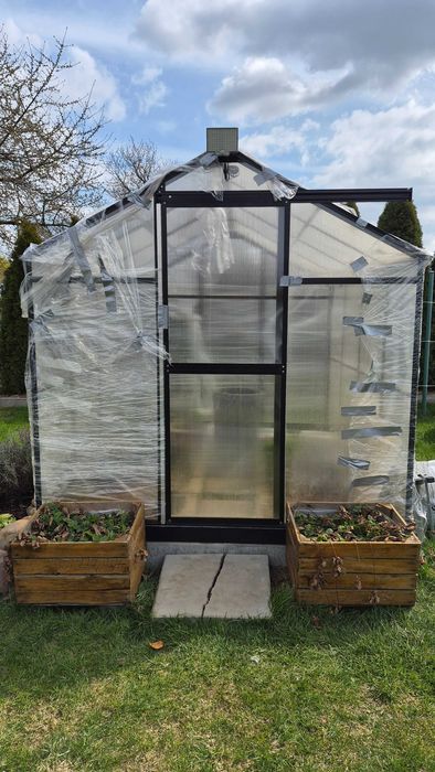 Szklarnia poliweglanowa