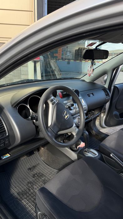 Продам авто Honda Jazz 2007