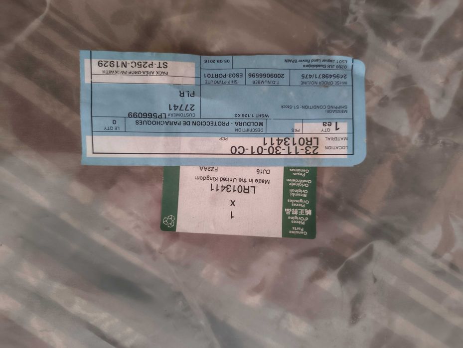 Canto / Ponteira Para-Choques Traseiro Direito Land Rover Discovery 3 / 4 (LR013411) NOVO