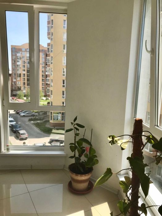 Подобово. Посуточно. Недалеко озеро. Центр, нова 3 кімн квартири.