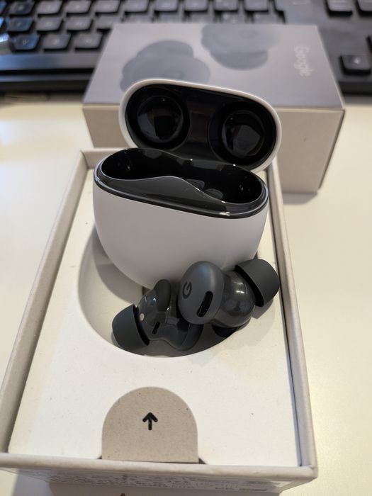 Google Pixel Buds 2a