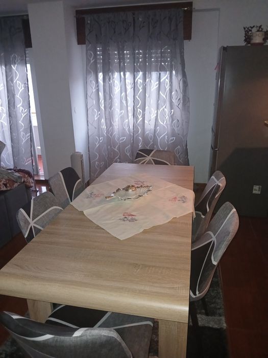 Messa de sala com extensão impecavel