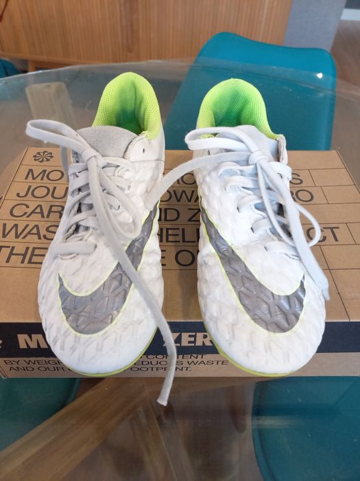 Chuteira Nike- tam. 36.5
