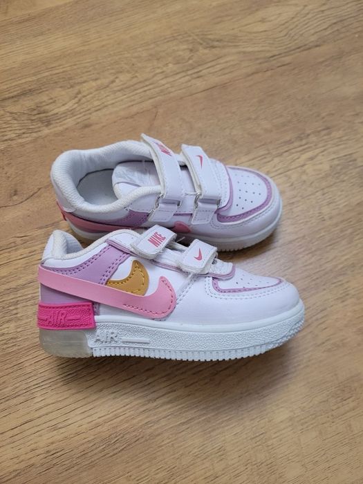 Кросівки Nike з підсвіткою дитячі 24 р.