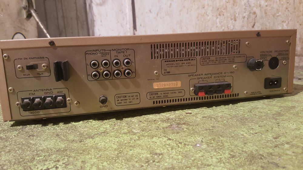 Ampli Tuner Hifi Marantz SR 220 – Récepteur Stéréo MW-FM, Couleur Champagne, Testé