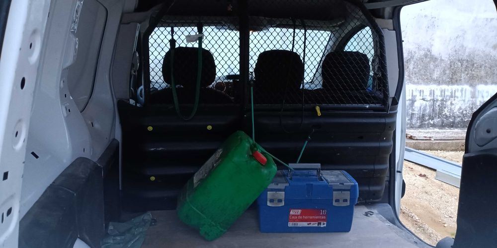 Peugeot partner de 3 lugares