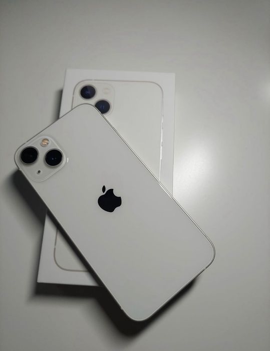 Telefon IPhone 13