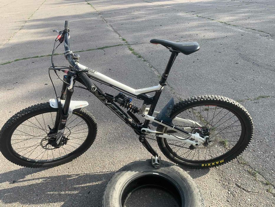 静岡DM-V2 　トゥアレグ#250026 Шины Bridgestone Blizzak DM-V2 - отзывы, каталог, продажа, цены