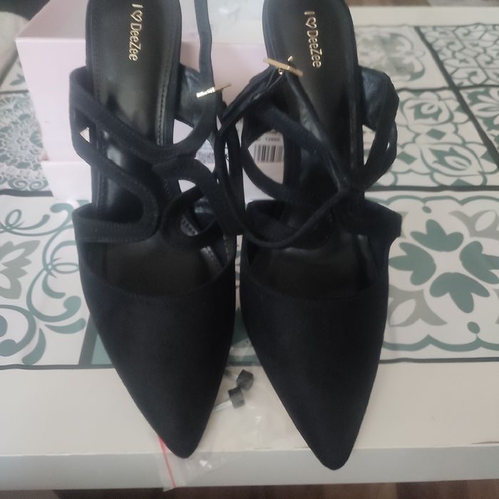 Buty na obcasie DeeZee czarne  rozm.39