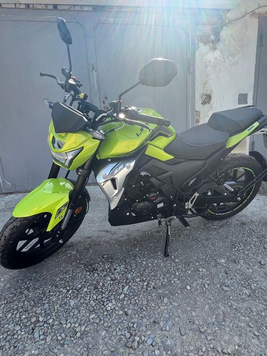 Продаю мотоцикл Lifan SR220 4V