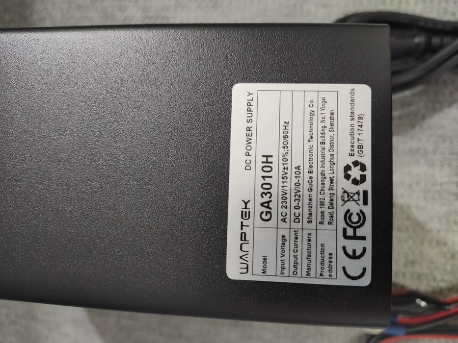 Zasilacz laboratoryjny 30V 10A LED