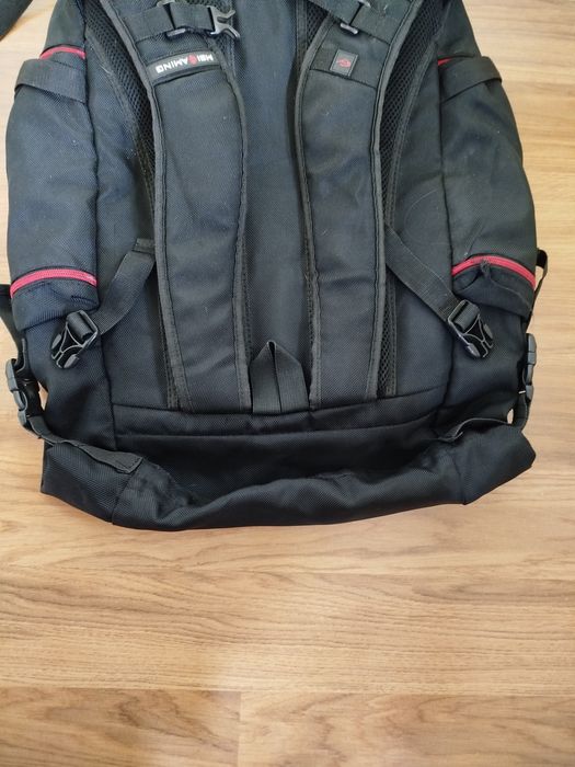 MSI Gaming Series Dragon czarny plecak gamingowy na laptopa i sprzęt