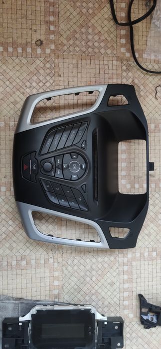 Магнітола ford focus mk3 оригінал стан ідеальний комплект