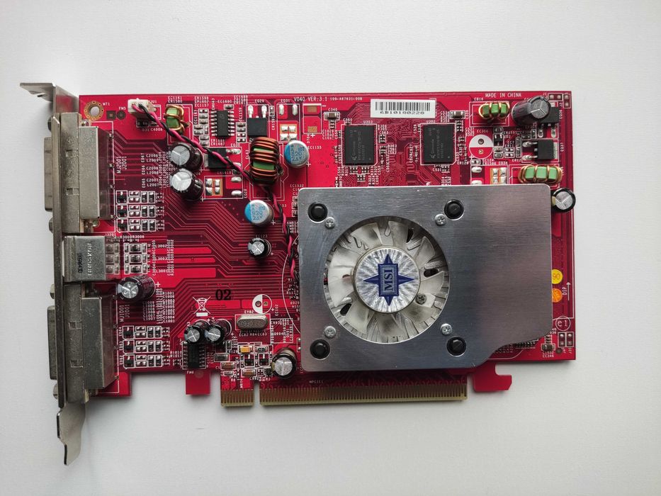 Gigabyte GA-965P-DS4 + Intel Core 2 Quad Q6700 + 8GB DDR2 + ATI x1600